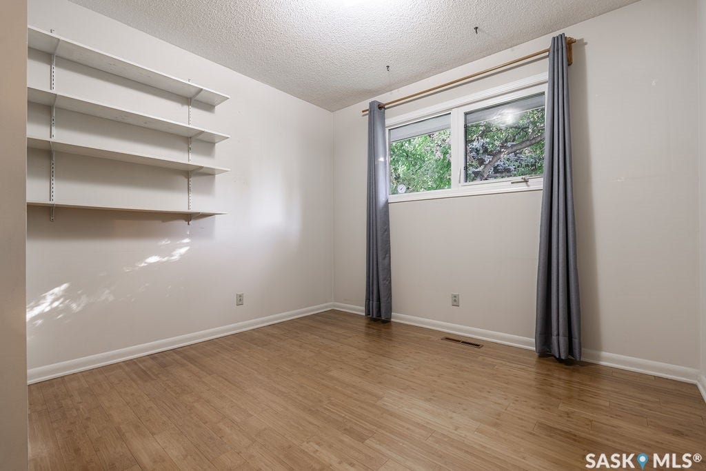 56 Morris Drive, Saskatoon SK S7L 3V2