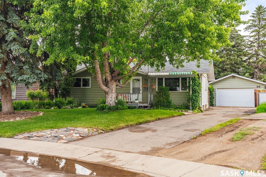 56 Morris Drive, Saskatoon SK S7L 3V2