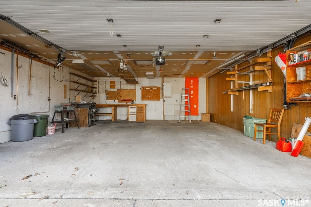 56 Morris Drive, Saskatoon SK S7L 3V2