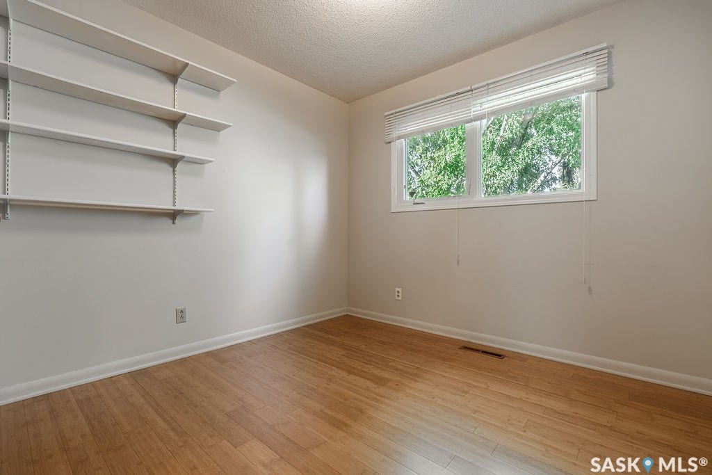 56 Morris Drive, Saskatoon SK S7L 3V2