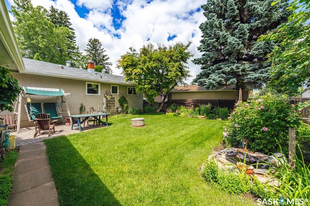 56 Morris Drive, Saskatoon SK S7L 3V2