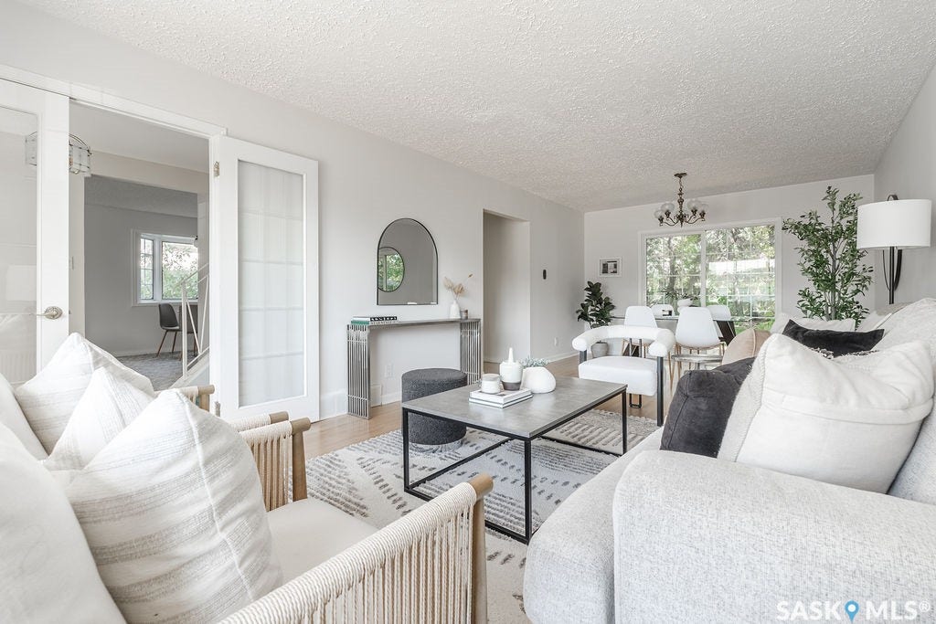 11 Moxon Crescent, Saskatoon SK S7H 3B8