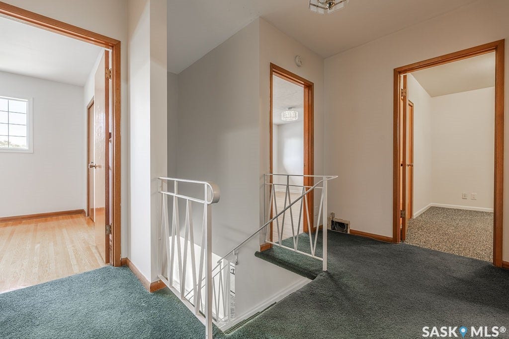 11 Moxon Crescent, Saskatoon SK S7H 3B8