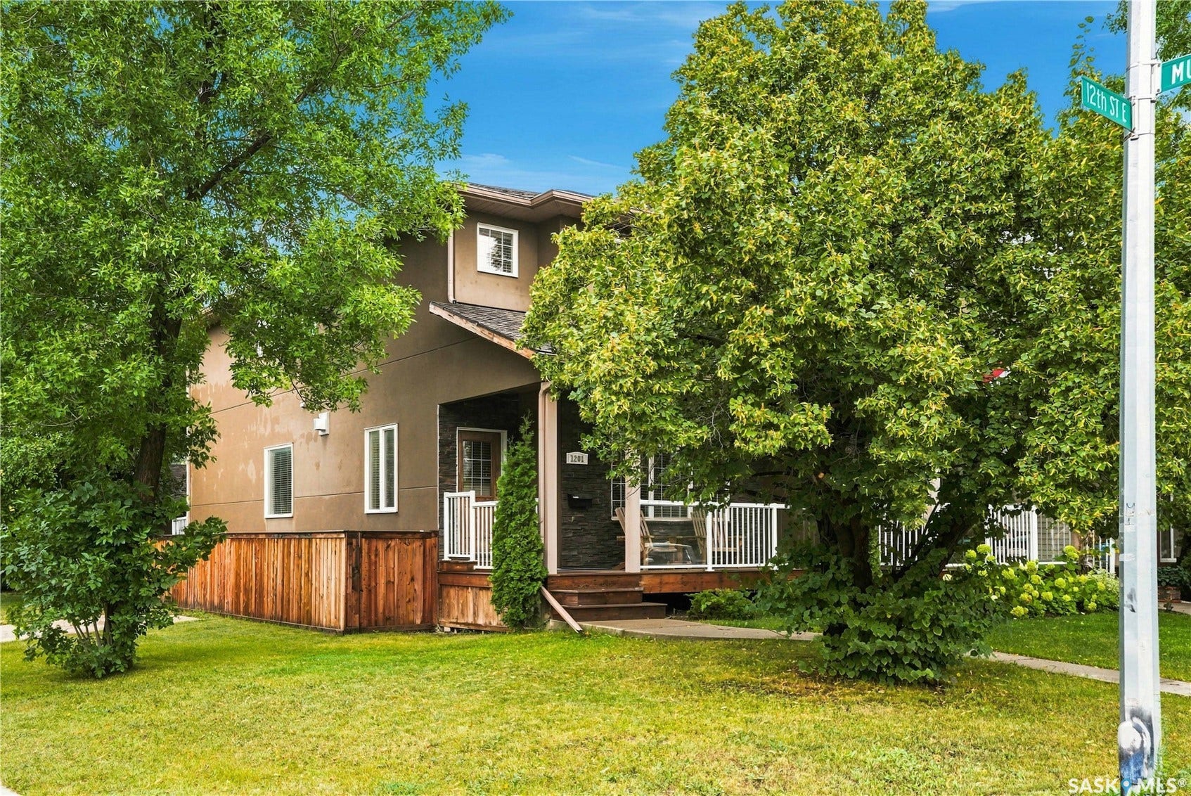 1201 12th Street E, Saskatoon SK S7H 0E3