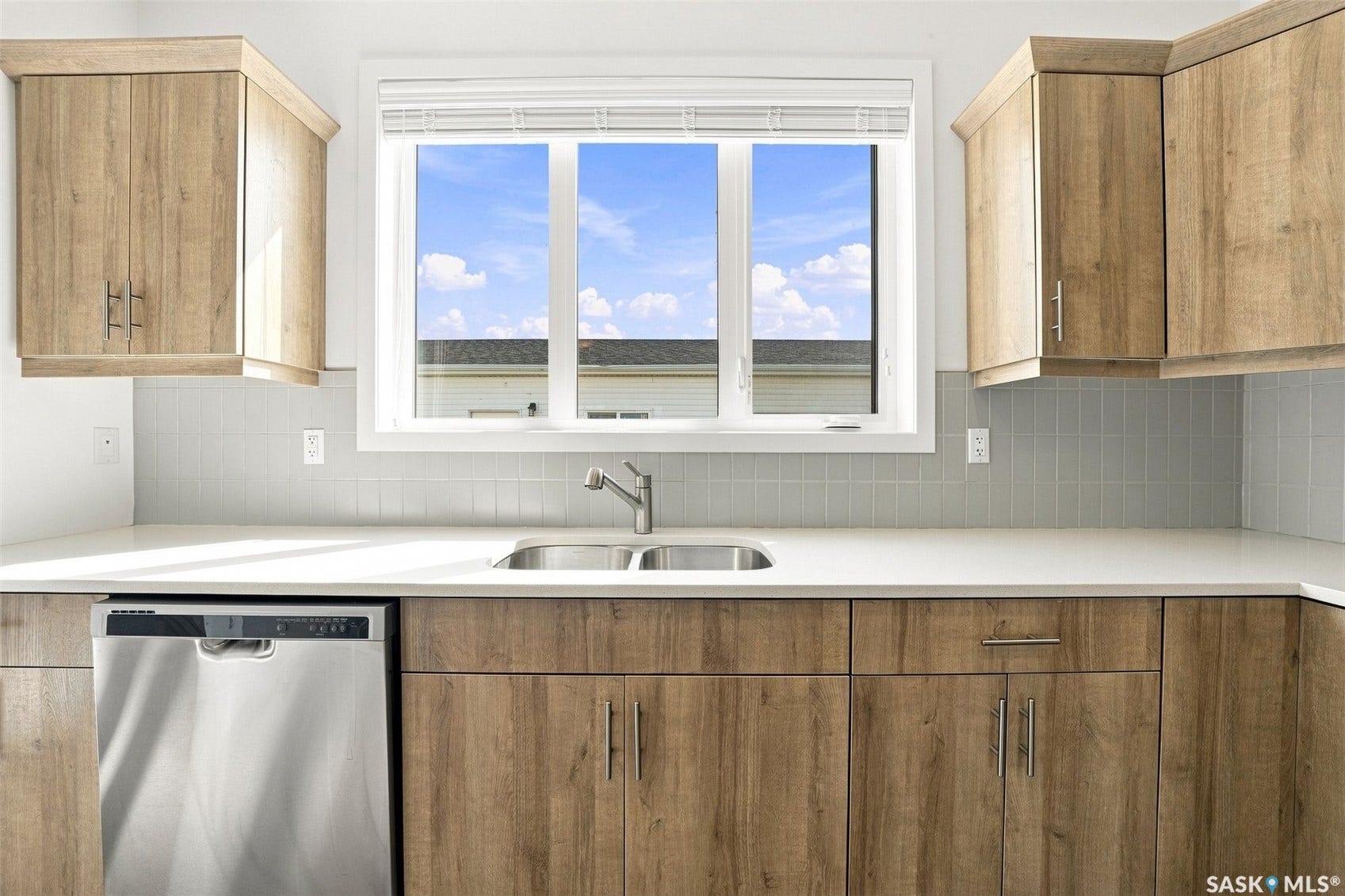 3043 Brighton Common, Saskatoon SK S7V 0Z5