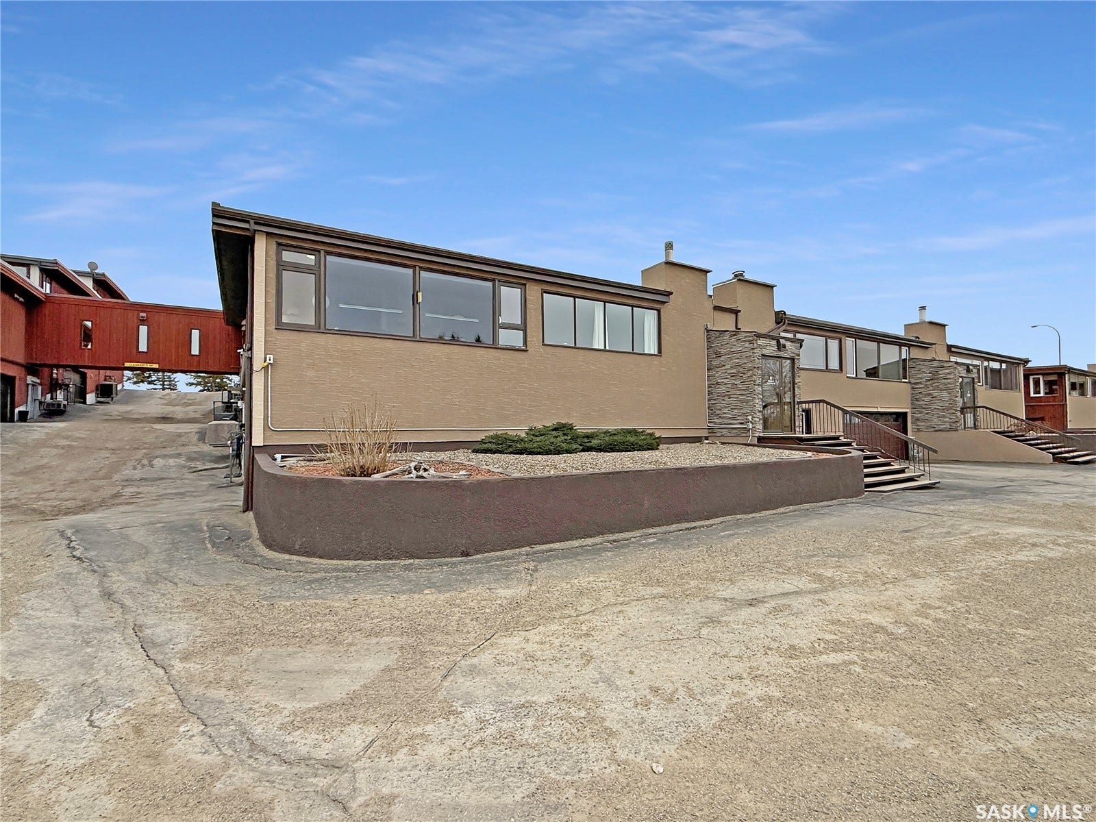 275 Alpine Crescent, #8, Swift Current SK S9H 4T5
