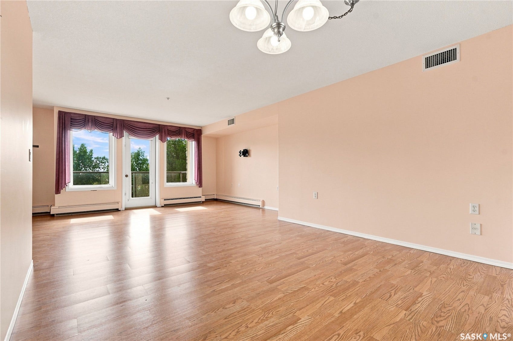 1622A Acadia Drive, #311, Saskatoon SK S7H 5H7