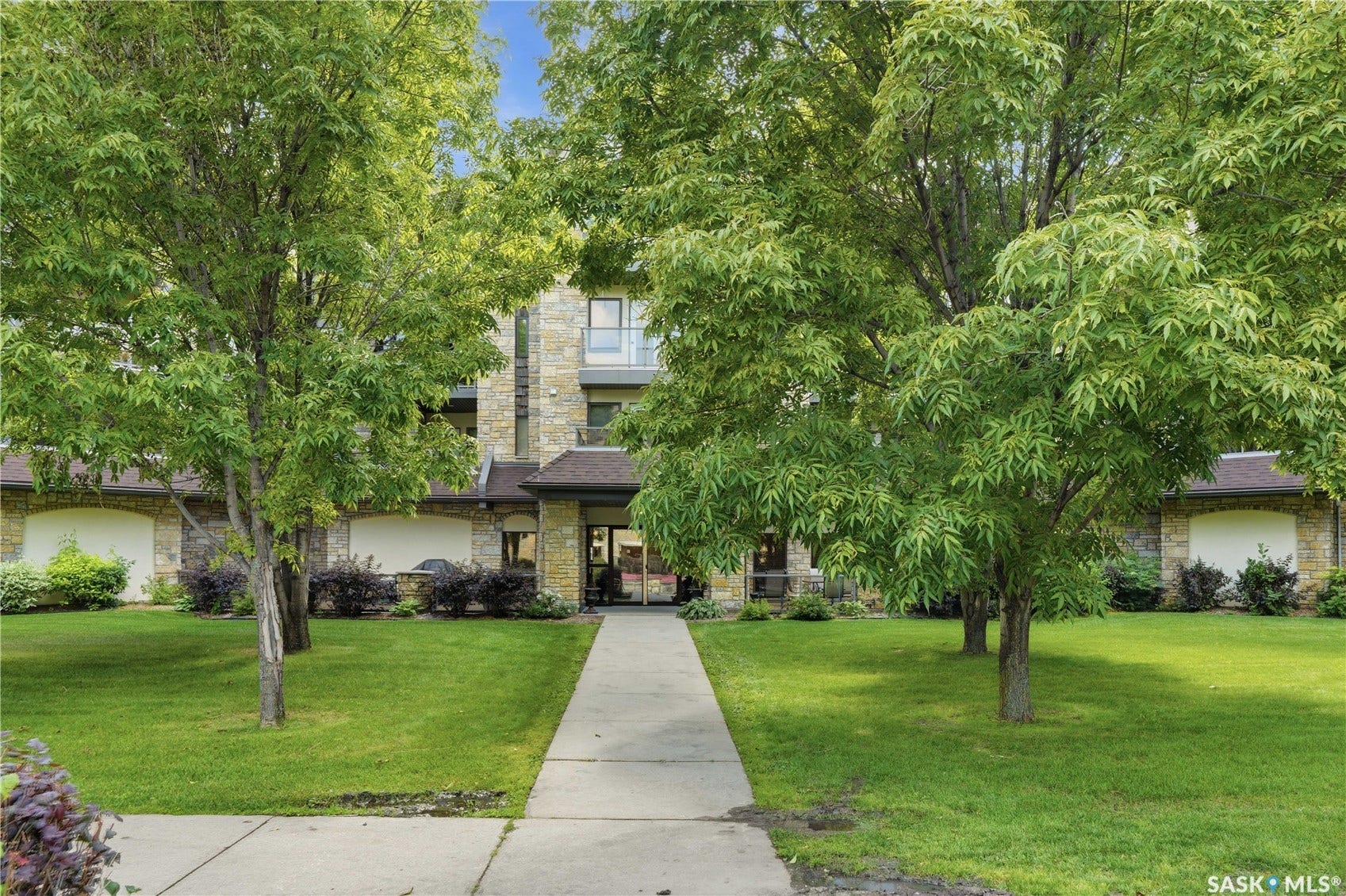 1622A Acadia Drive, #311, Saskatoon SK S7H 5H7