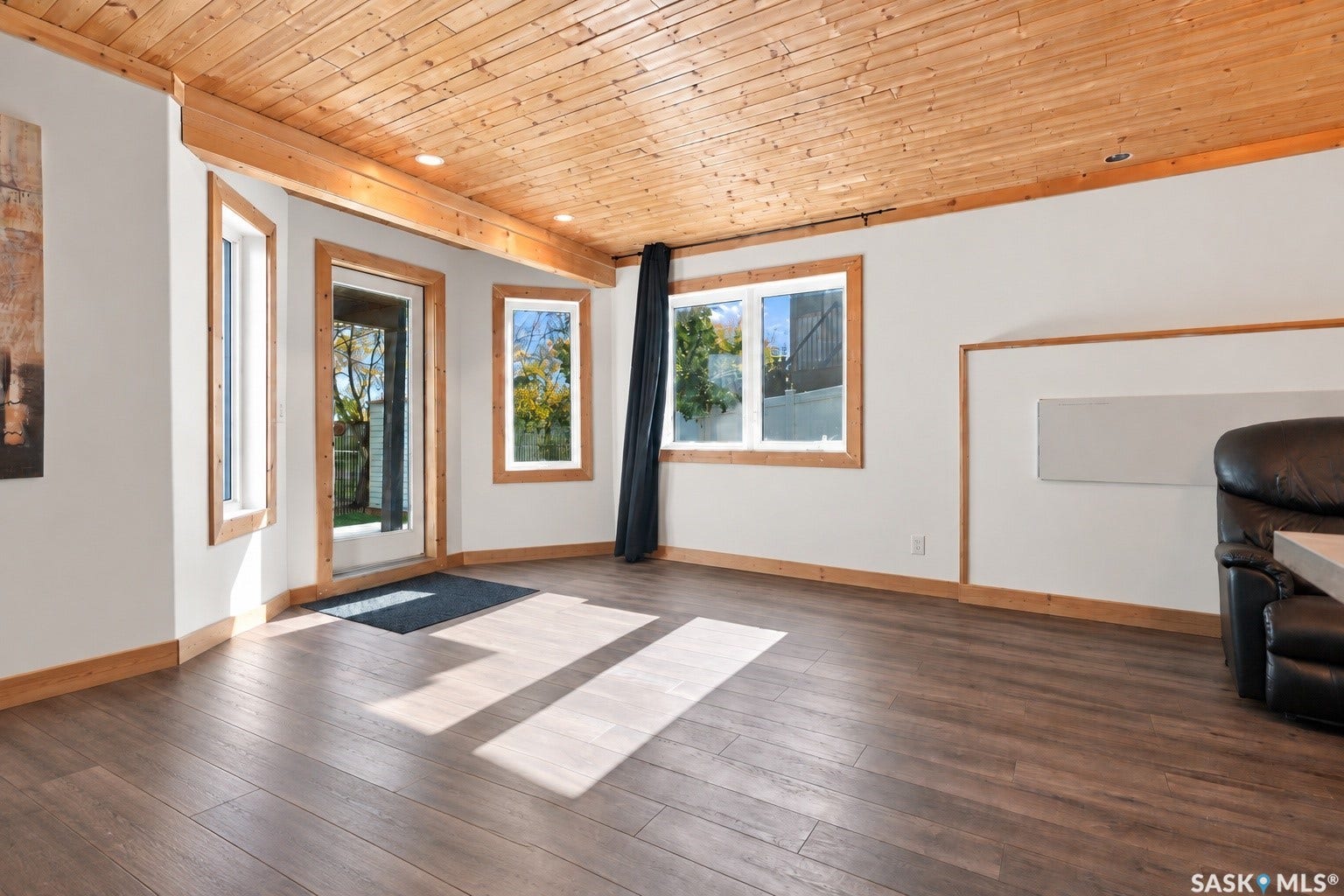 Image altered to remove furniture