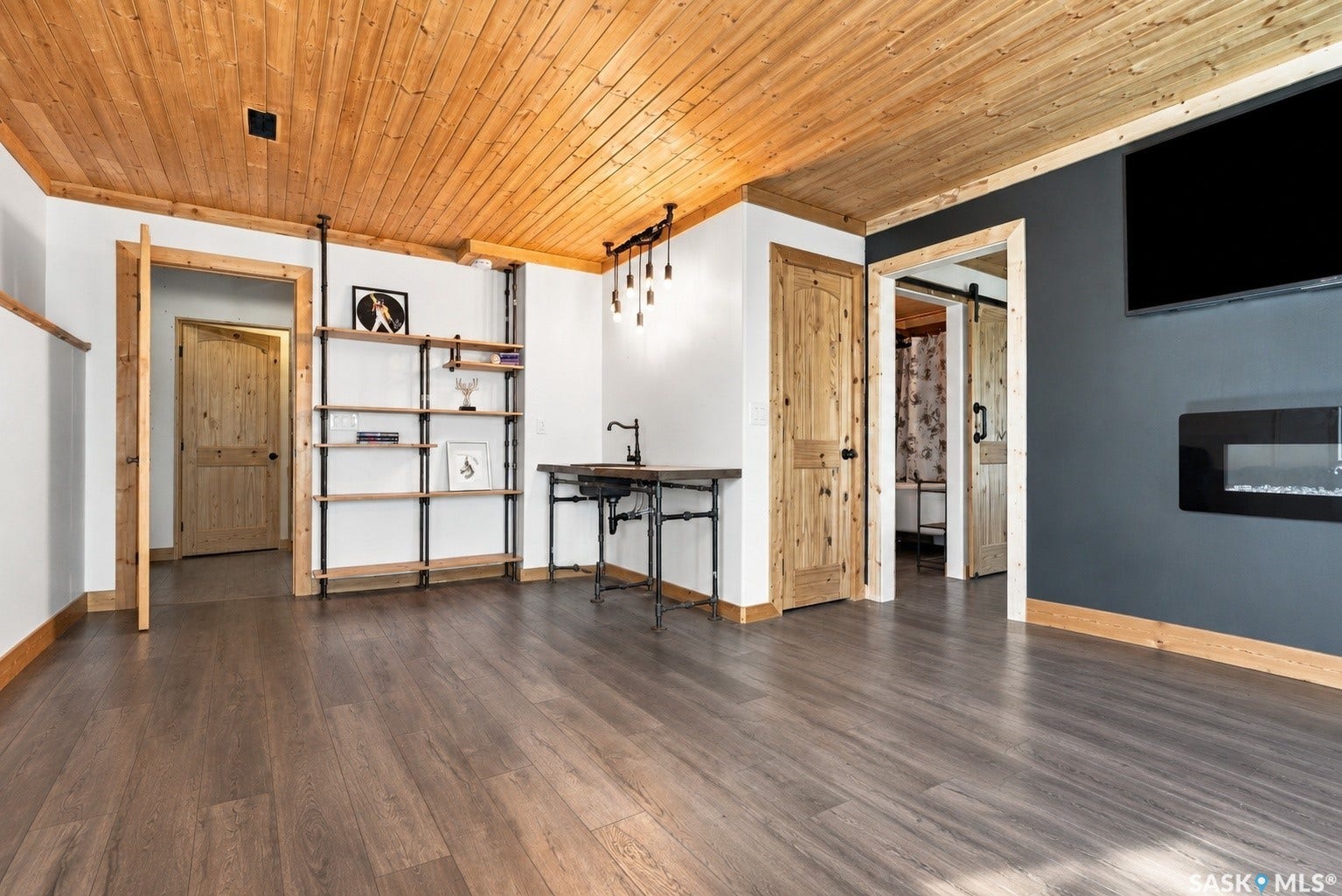 Image altered to remove furniture