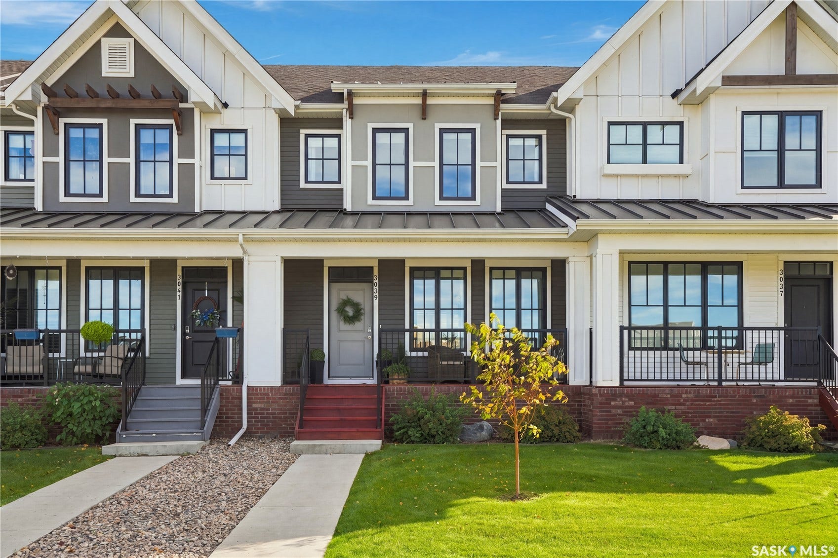 3039 Brighton Common, Saskatoon SK S7V 0Z5