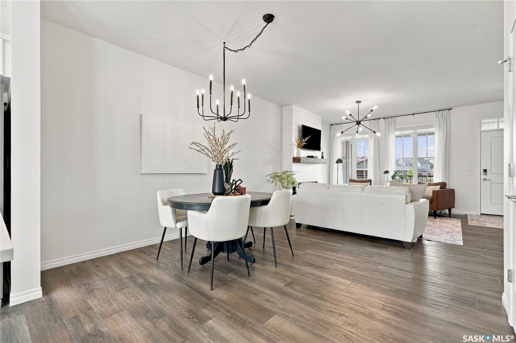 3039 Brighton Common, Saskatoon SK S7V 0Z5