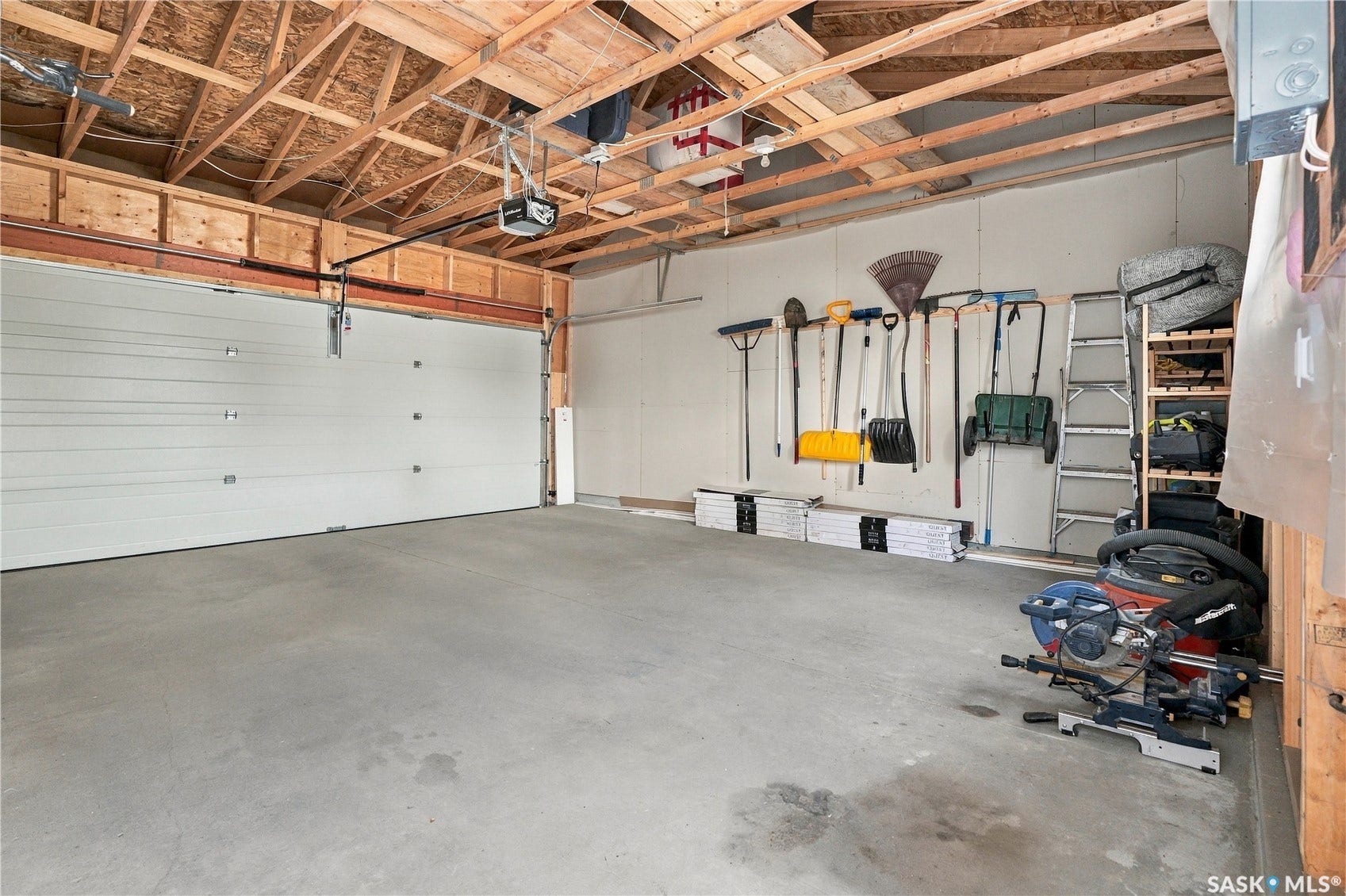 3039 Brighton Common, Saskatoon SK S7V 0Z5