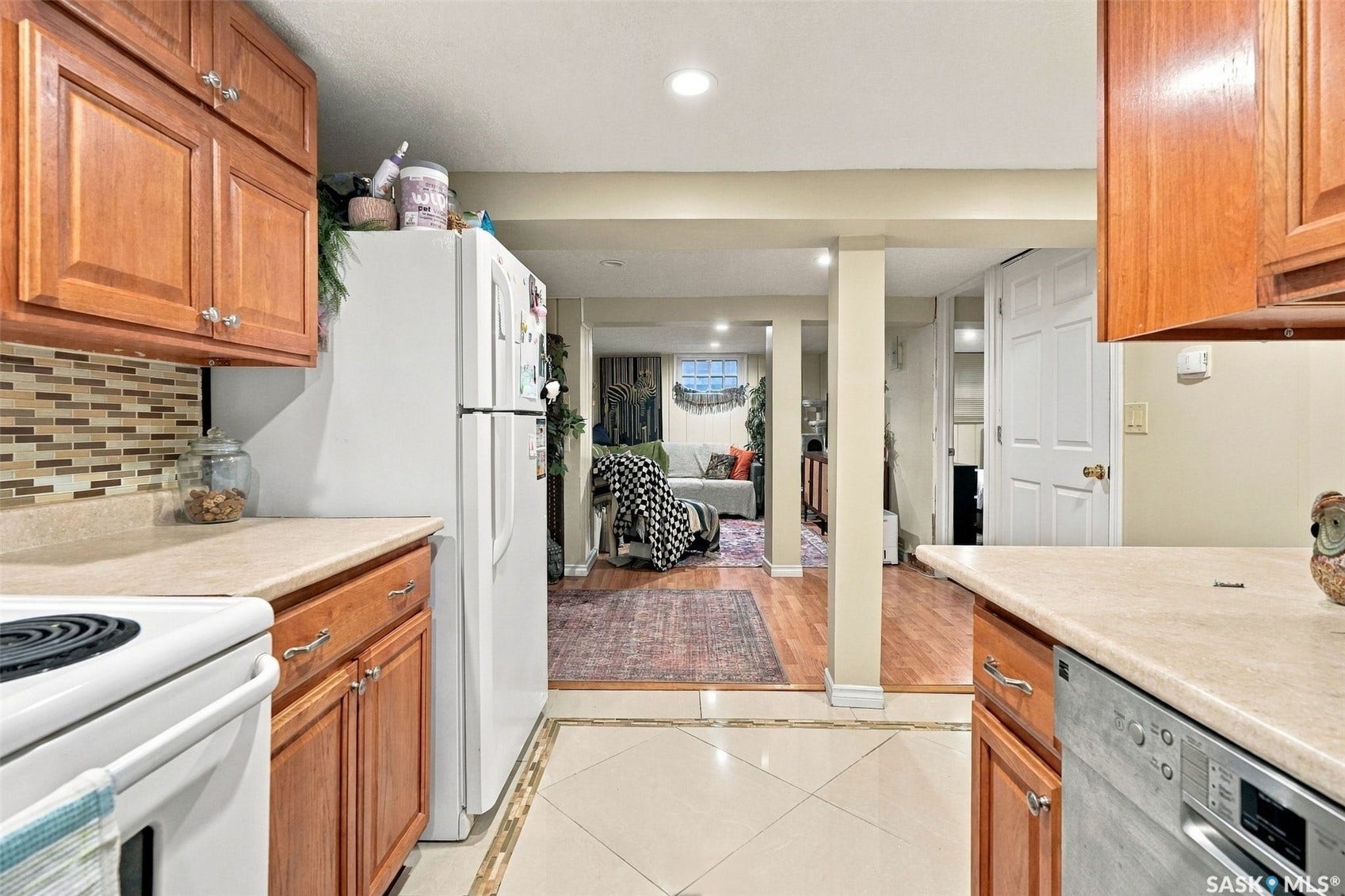 131 Connaught Crescent, Regina SK S4T 6M8 131 Connaught Crescent, Regina SK S4T 6M8