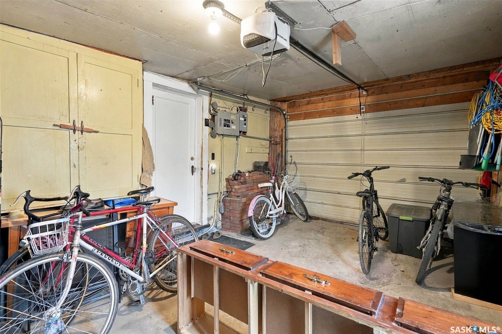 131 Connaught Crescent, Regina SK S4T 6M8 131 Connaught Crescent, Regina SK S4T 6M8