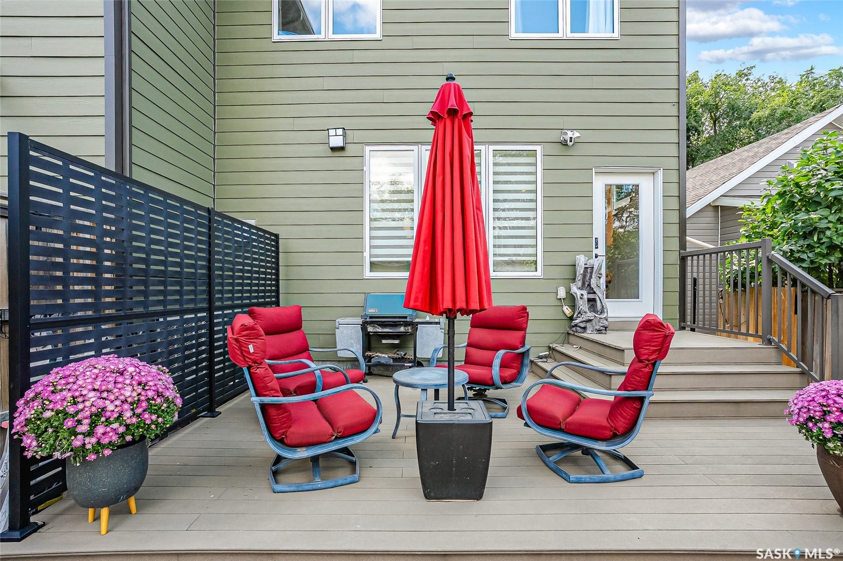 1019A 10TH Street E, Saskatoon SK S7H 0H8