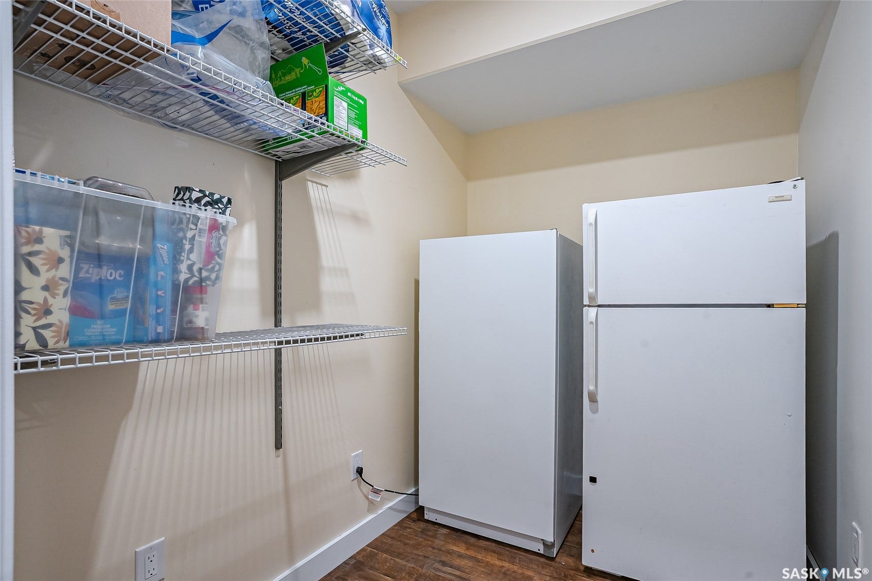 1019A 10TH Street E, Saskatoon SK S7H 0H8