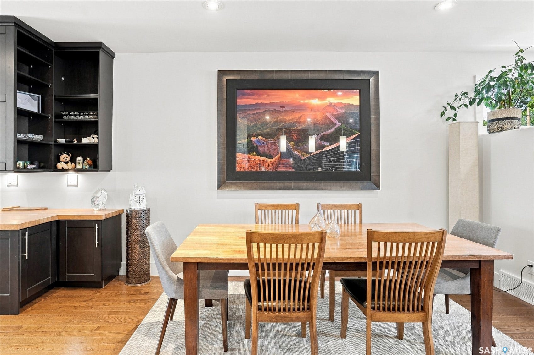 1019A 10TH Street E, Saskatoon SK S7H 0H8