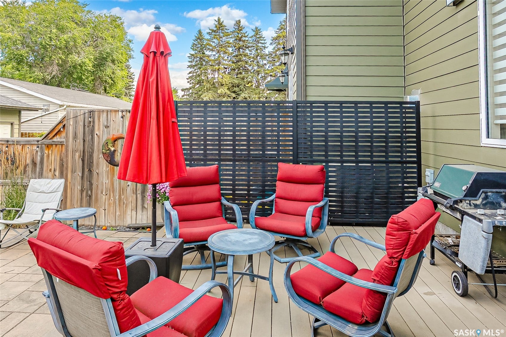1019A 10TH Street E, Saskatoon SK S7H 0H8