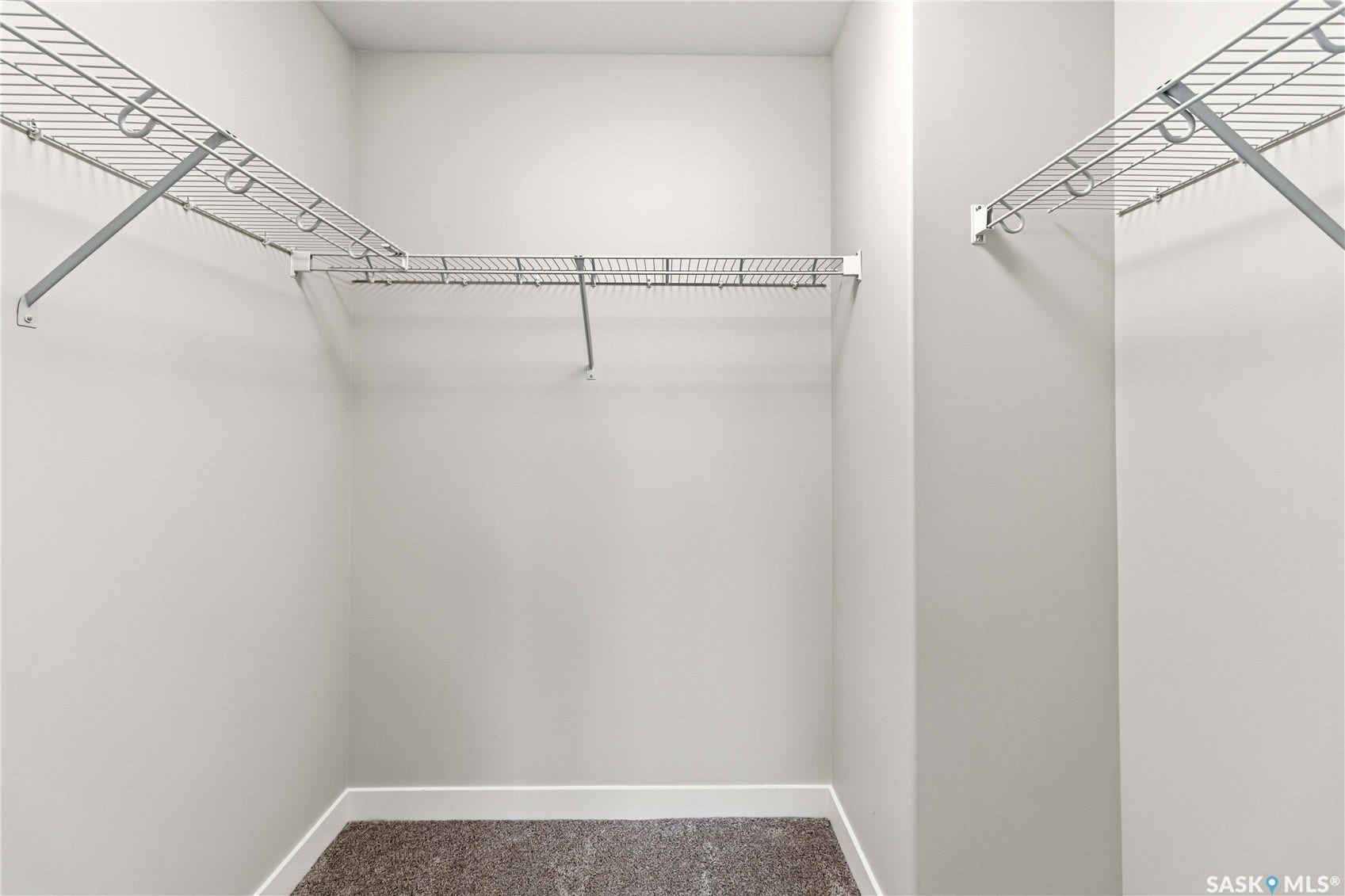 422 Myles Heidt Manor, Saskatoon SK S7W 1J1