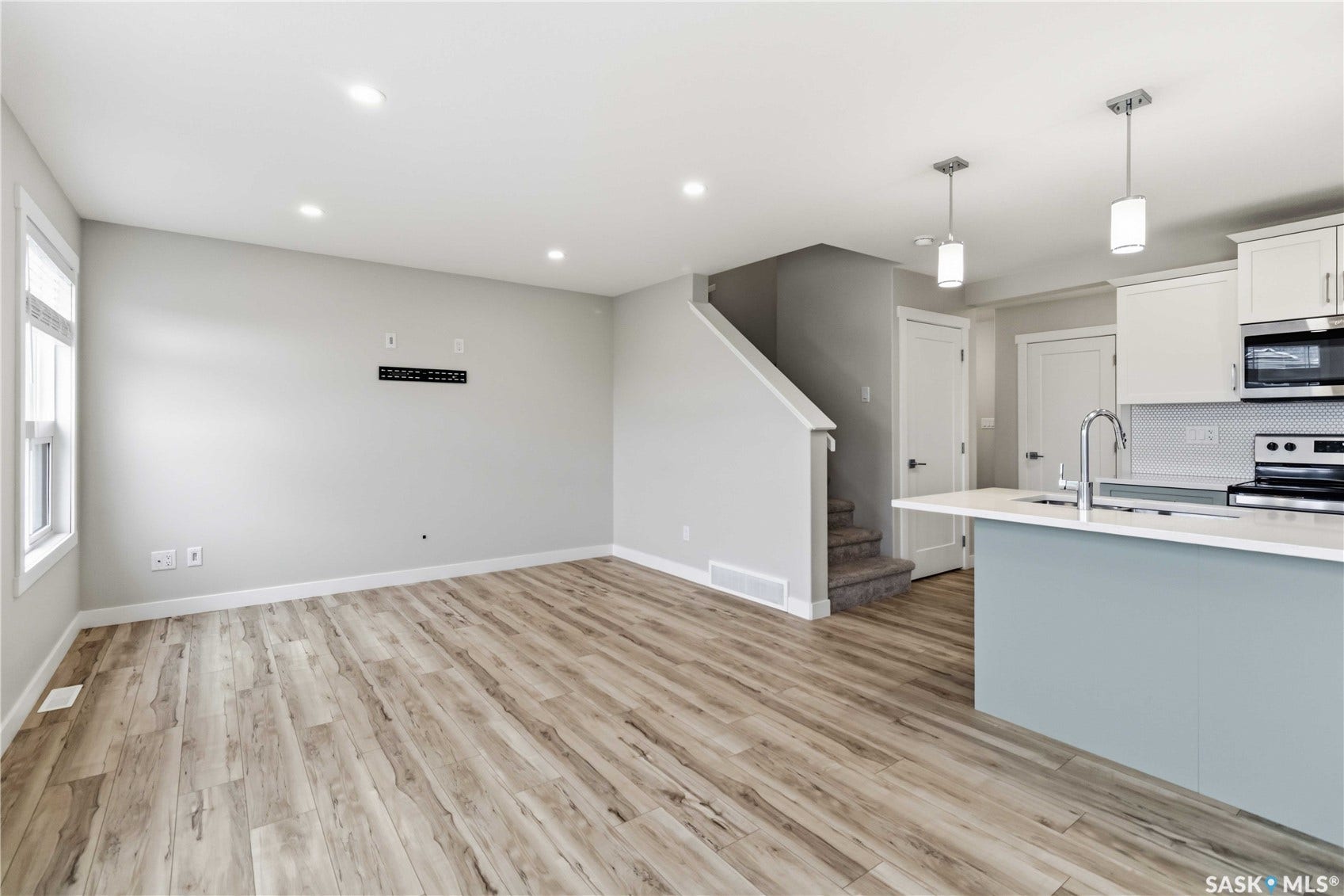 422 Myles Heidt Manor, Saskatoon SK S7W 1J1