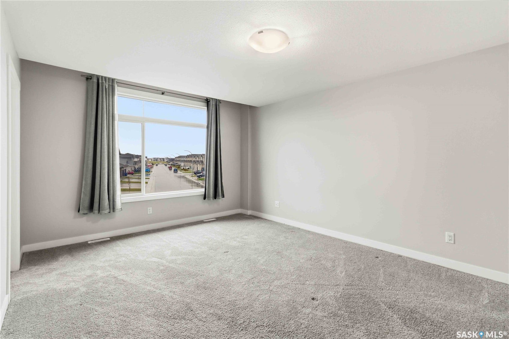 422 Myles Heidt Manor, Saskatoon SK S7W 1J1