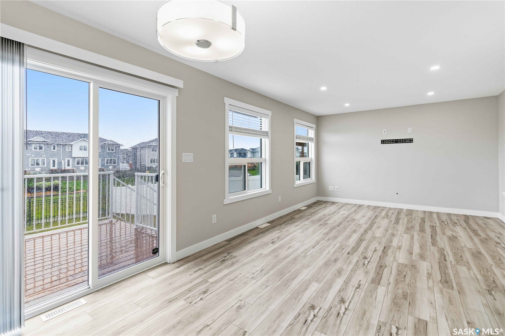 422 Myles Heidt Manor, Saskatoon SK S7W 1J1
