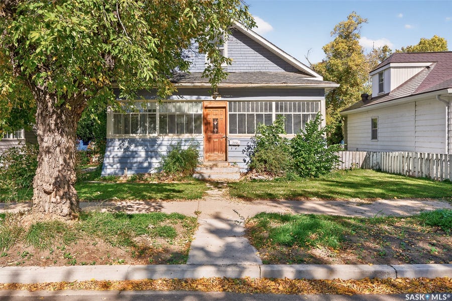 Property photo for 310 Coteau Street W, Moose Jaw SK