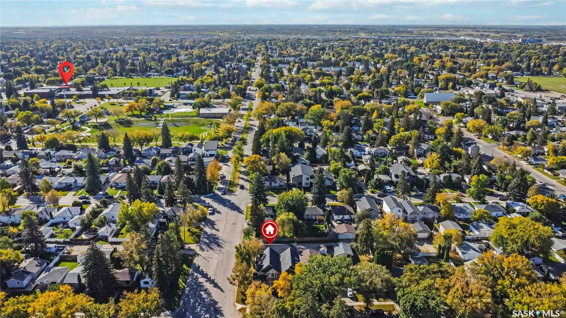 738 4th Street E, Saskatoon SK S7H 1K2