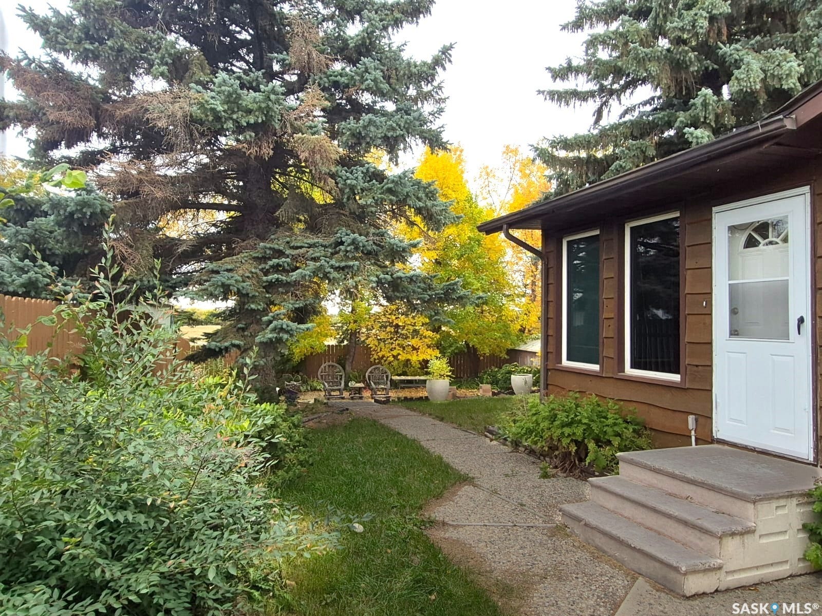 64 Clarewood Crescent, Yorkton SK S3N 2V2
