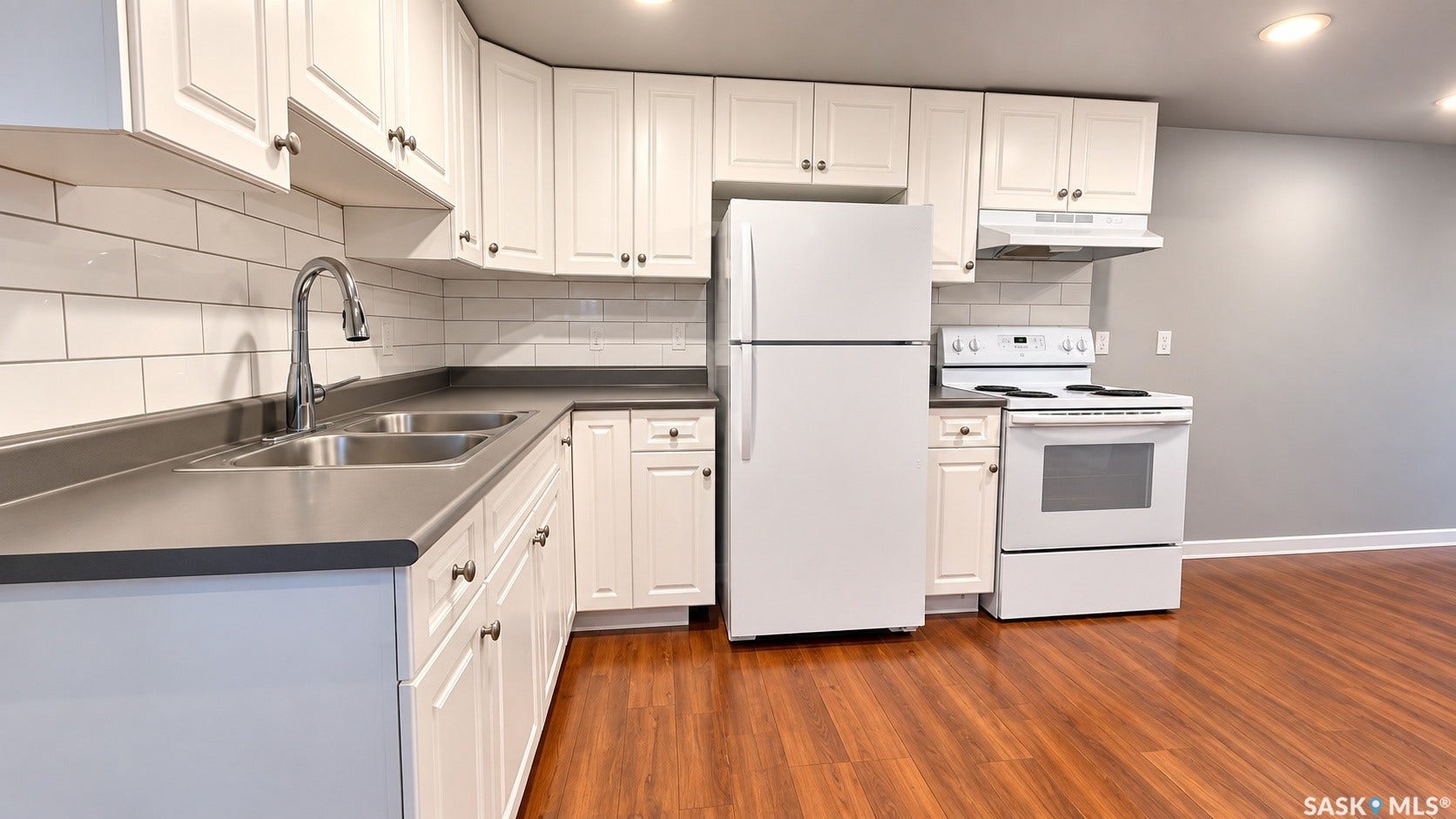 717 31st Street W, Saskatoon SK S7L 0R5