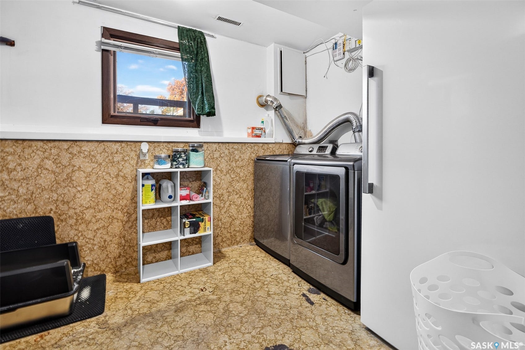 1010 9th Avenue SW, Moose Jaw SK S6H 5X5
