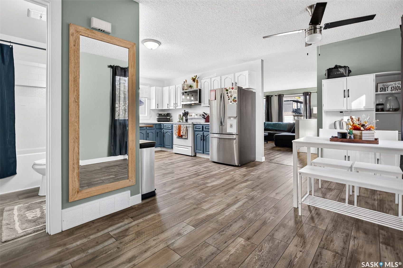 1010 9th Avenue SW, Moose Jaw SK S6H 5X5