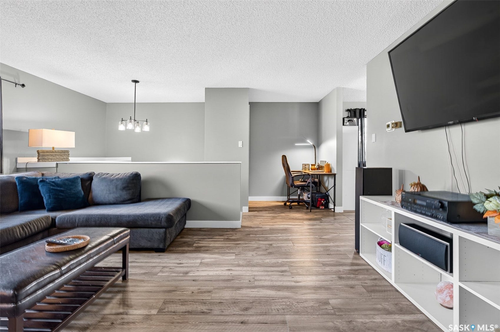 1010 9th Avenue SW, Moose Jaw SK S6H 5X5