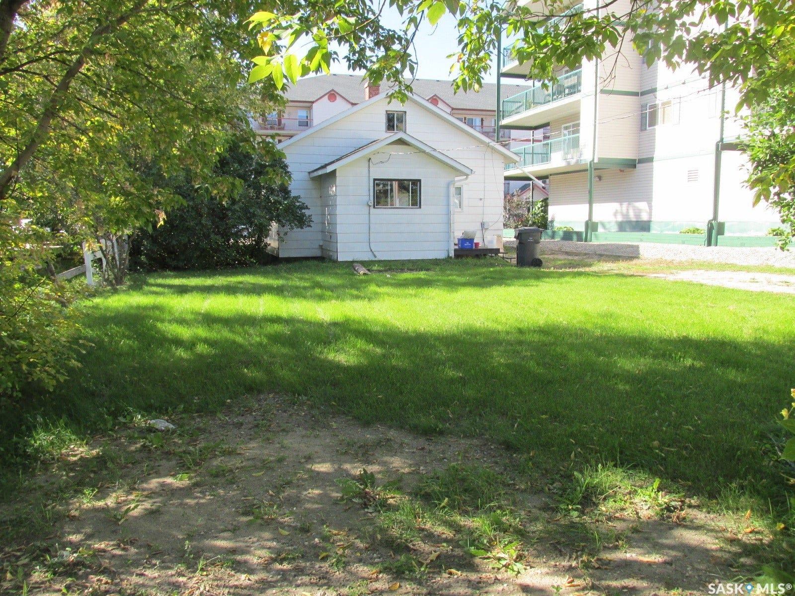 221 1st Street E, Nipawin SK S0E 1E0