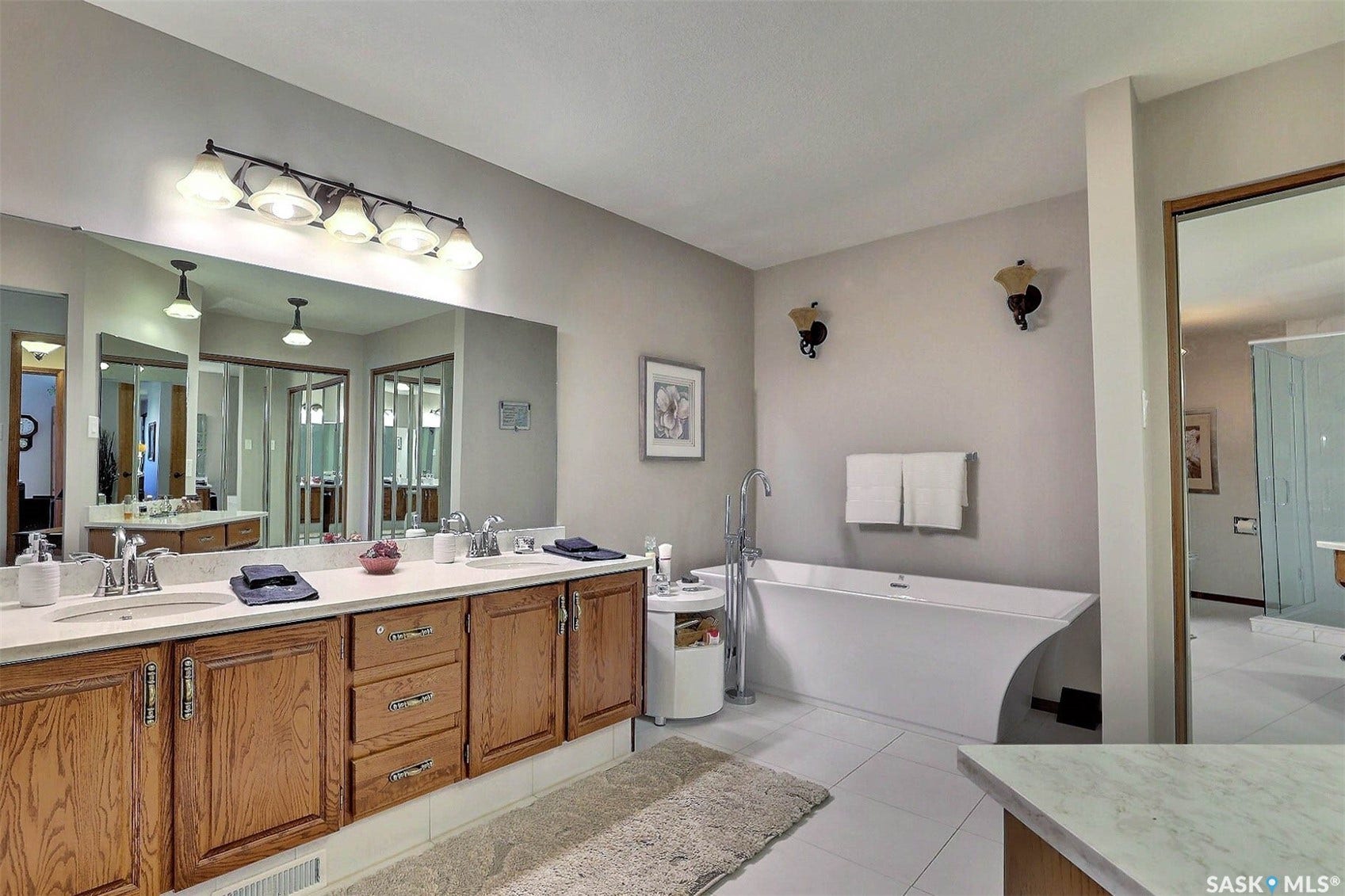338 Avon Drive, Regina SK S4V 1L8
