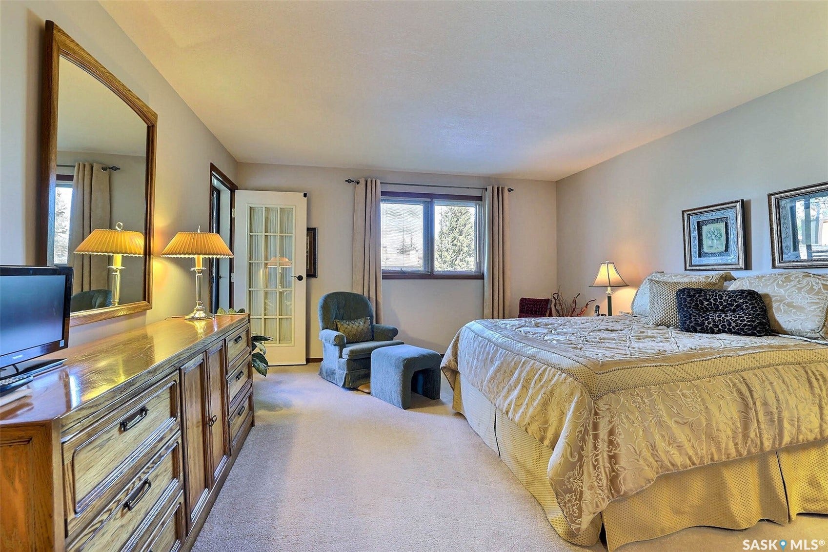 338 Avon Drive, Regina SK S4V 1L8
