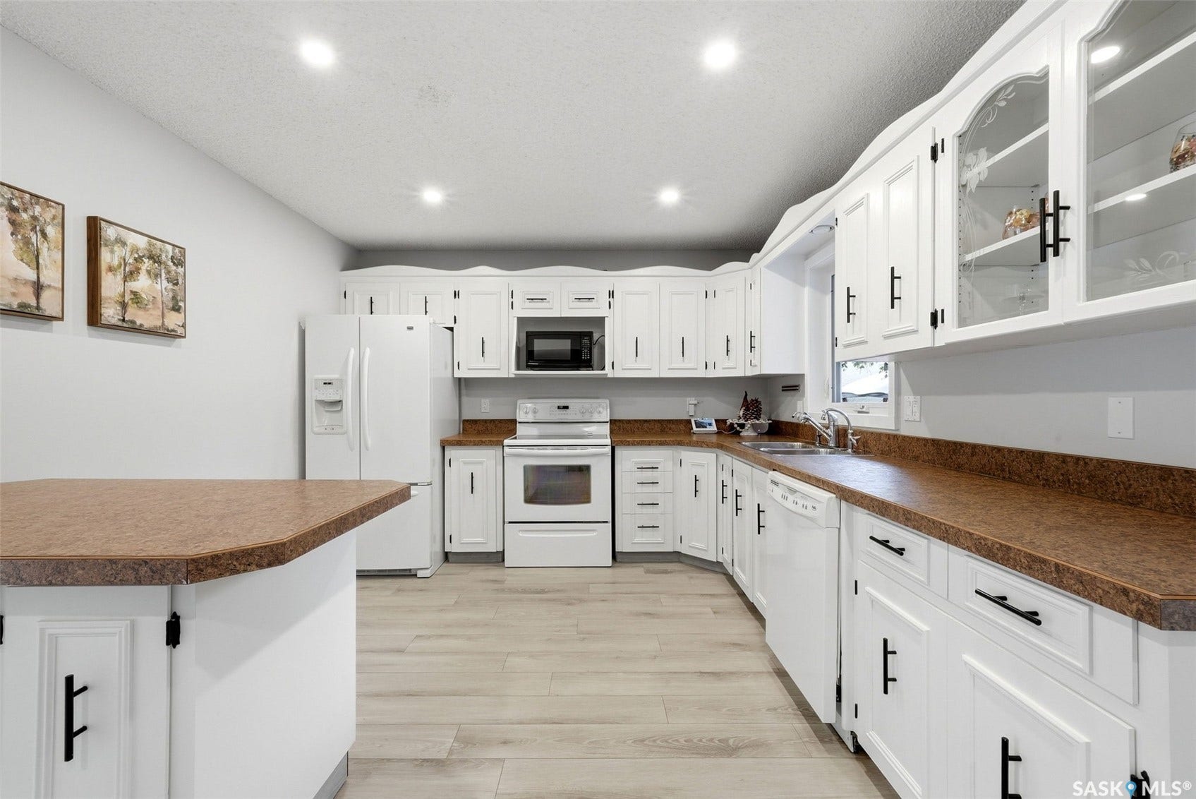 2714 Jaques Place E, Regina SK S4V 0X6