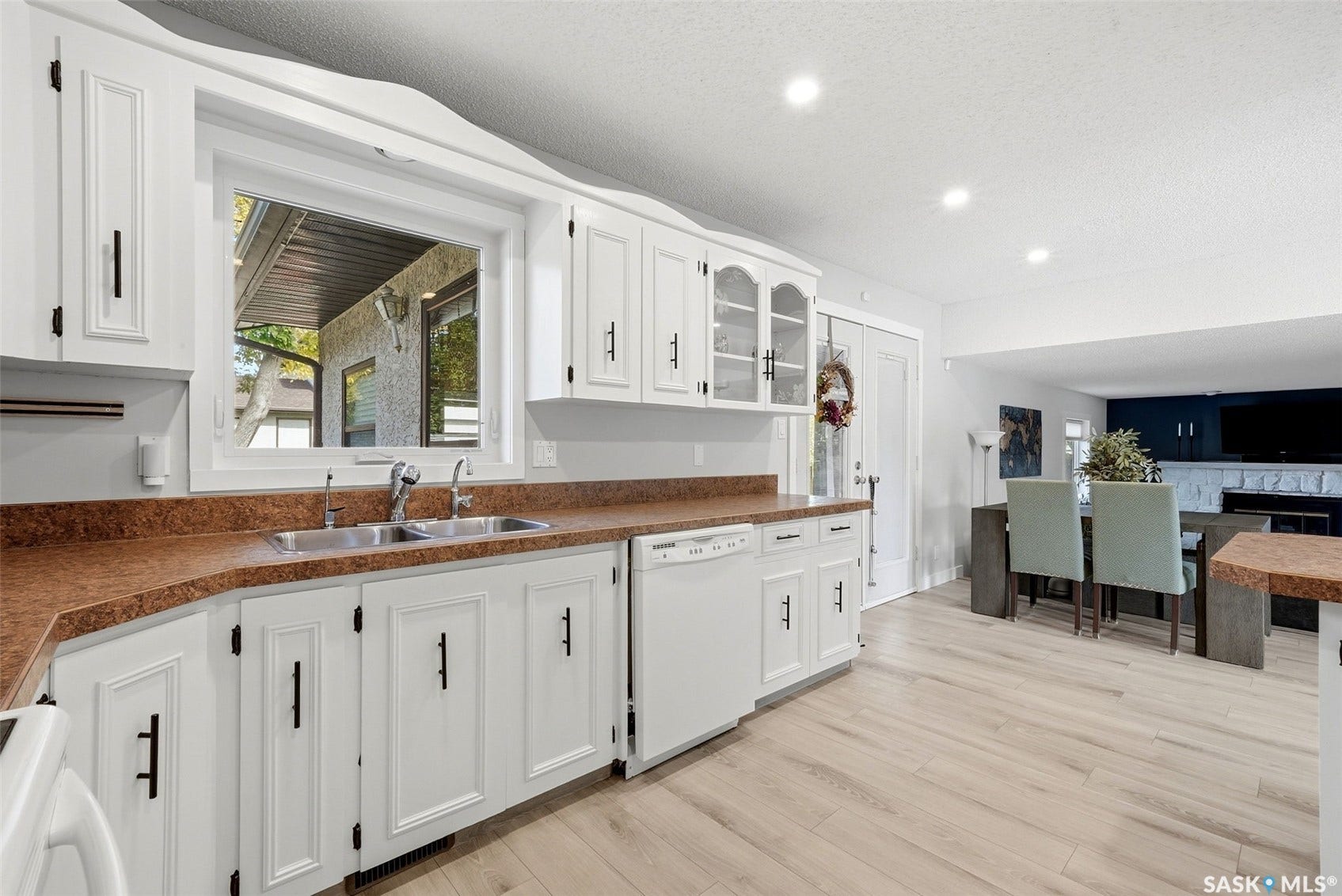 2714 Jaques Place E, Regina SK S4V 0X6
