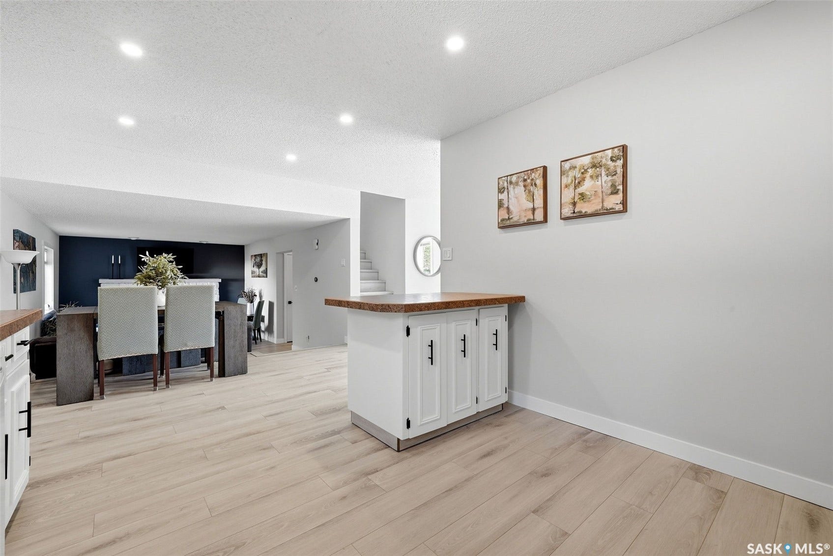 2714 Jaques Place E, Regina SK S4V 0X6