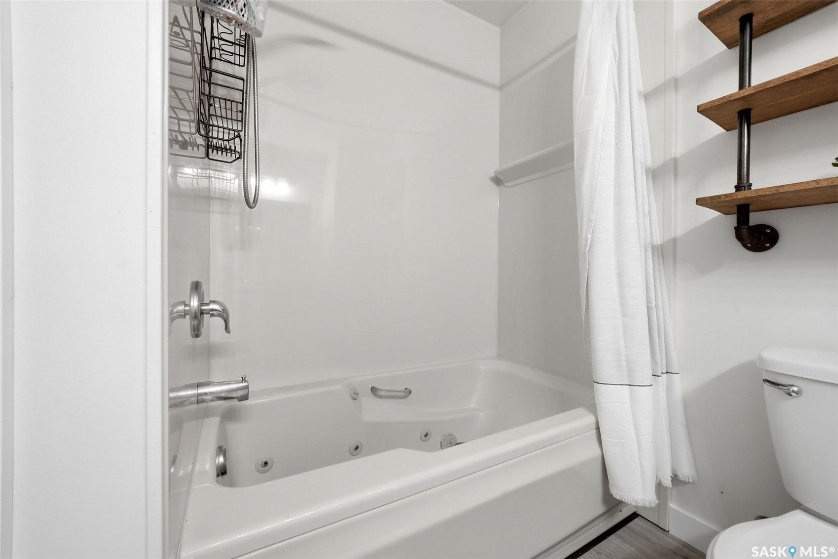 2714 Jaques Place E, Regina SK S4V 0X6