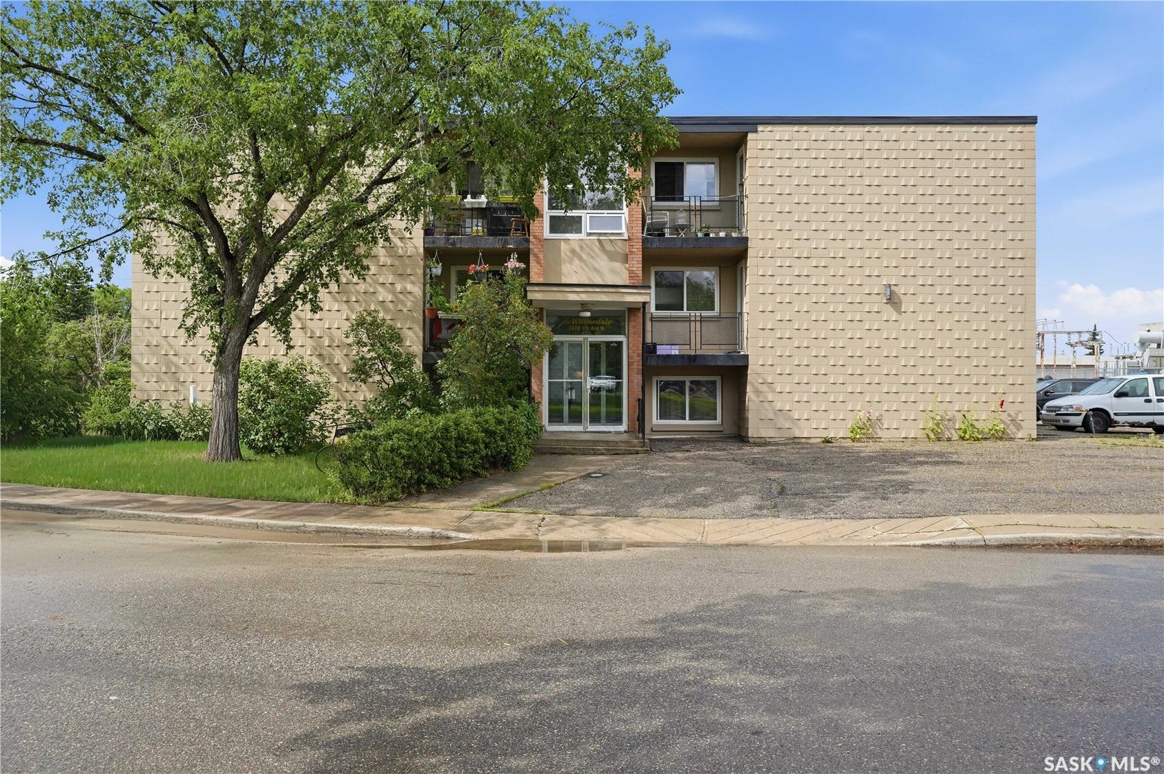 2620 5TH Avenue N, #8, Regina SK S4R 5E5