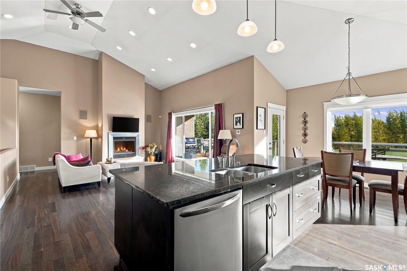 wonderful entertaining and family area with the most amazing high vaulted cottage style ceilings