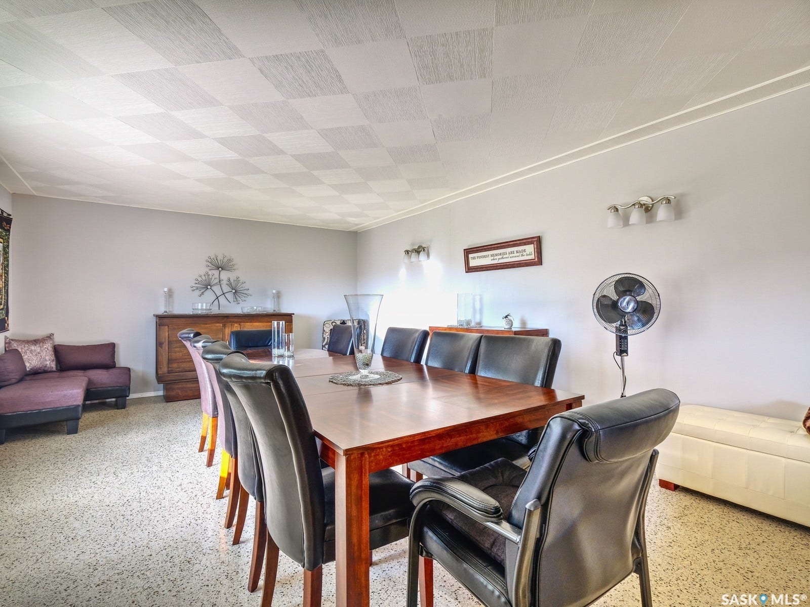 Textured ceiling with a checkered pattern