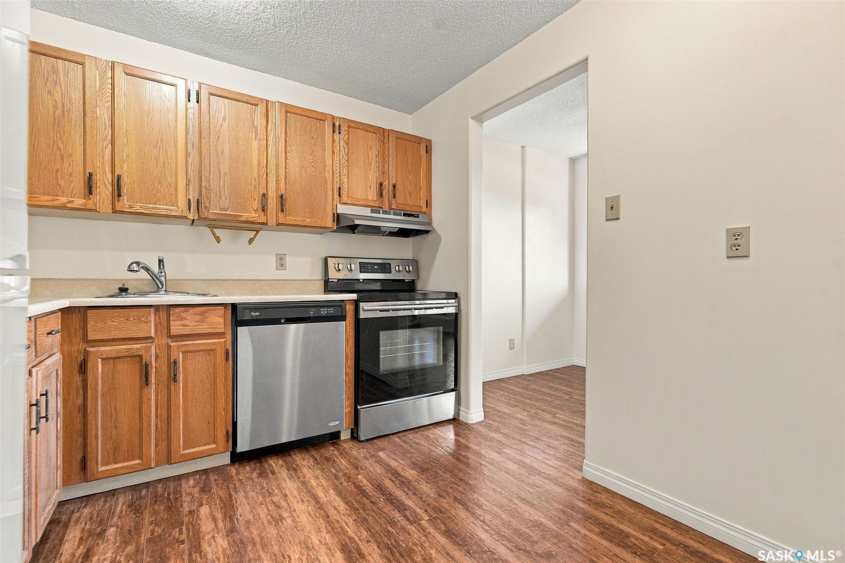 430 5th Avenue N, #502, Saskatoon SK S7K 6Z2