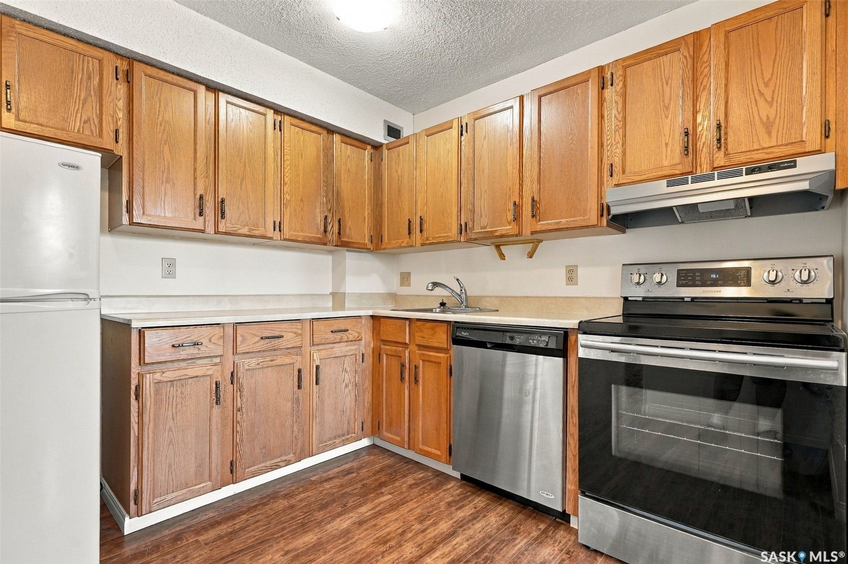 430 5th Avenue N, #502, Saskatoon SK S7K 6Z2