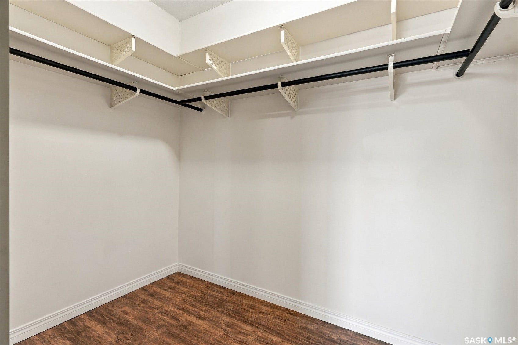 430 5th Avenue N, #502, Saskatoon SK S7K 6Z2