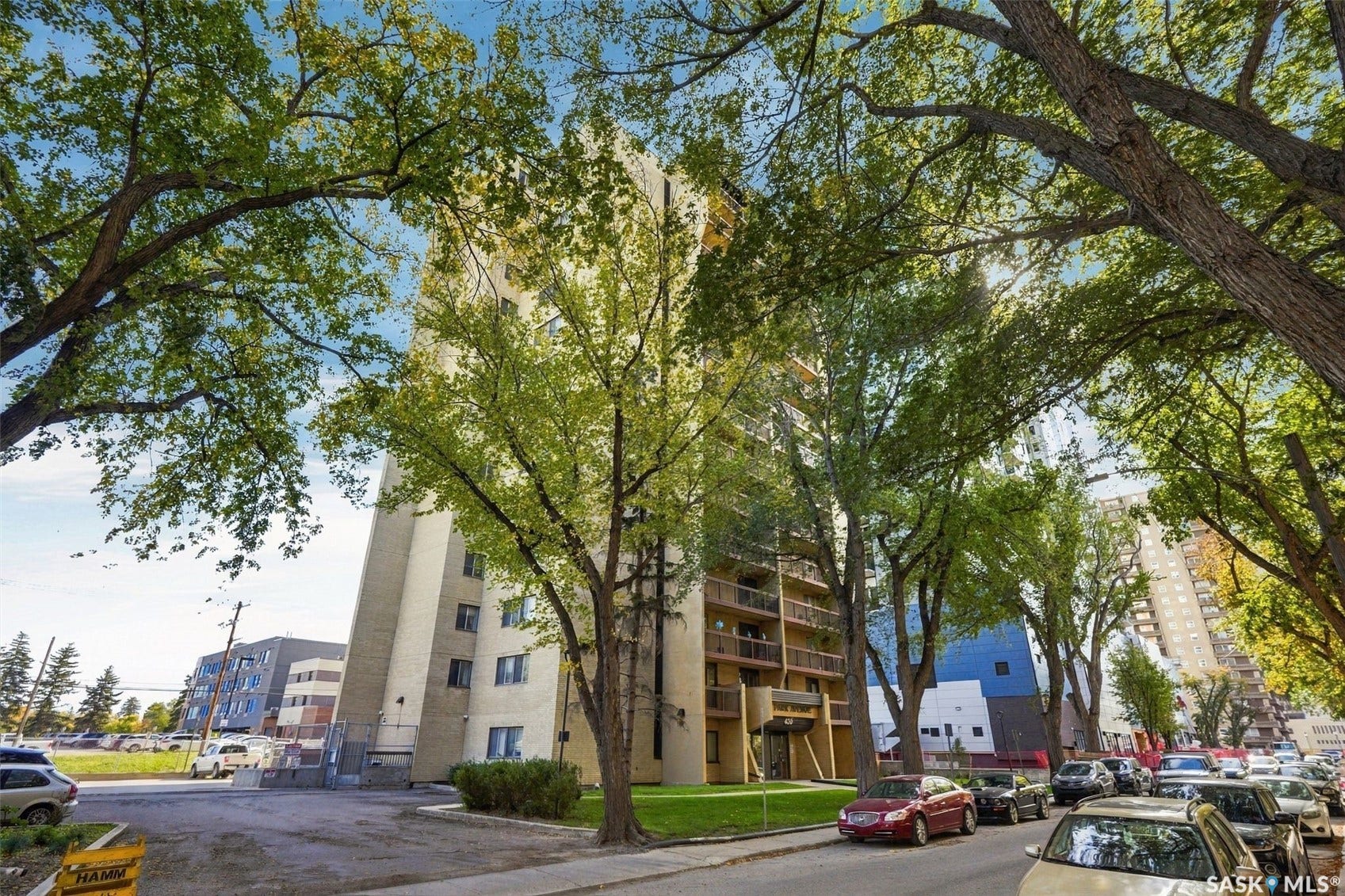 430 5th Avenue N, #502, Saskatoon SK S7K 6Z2
