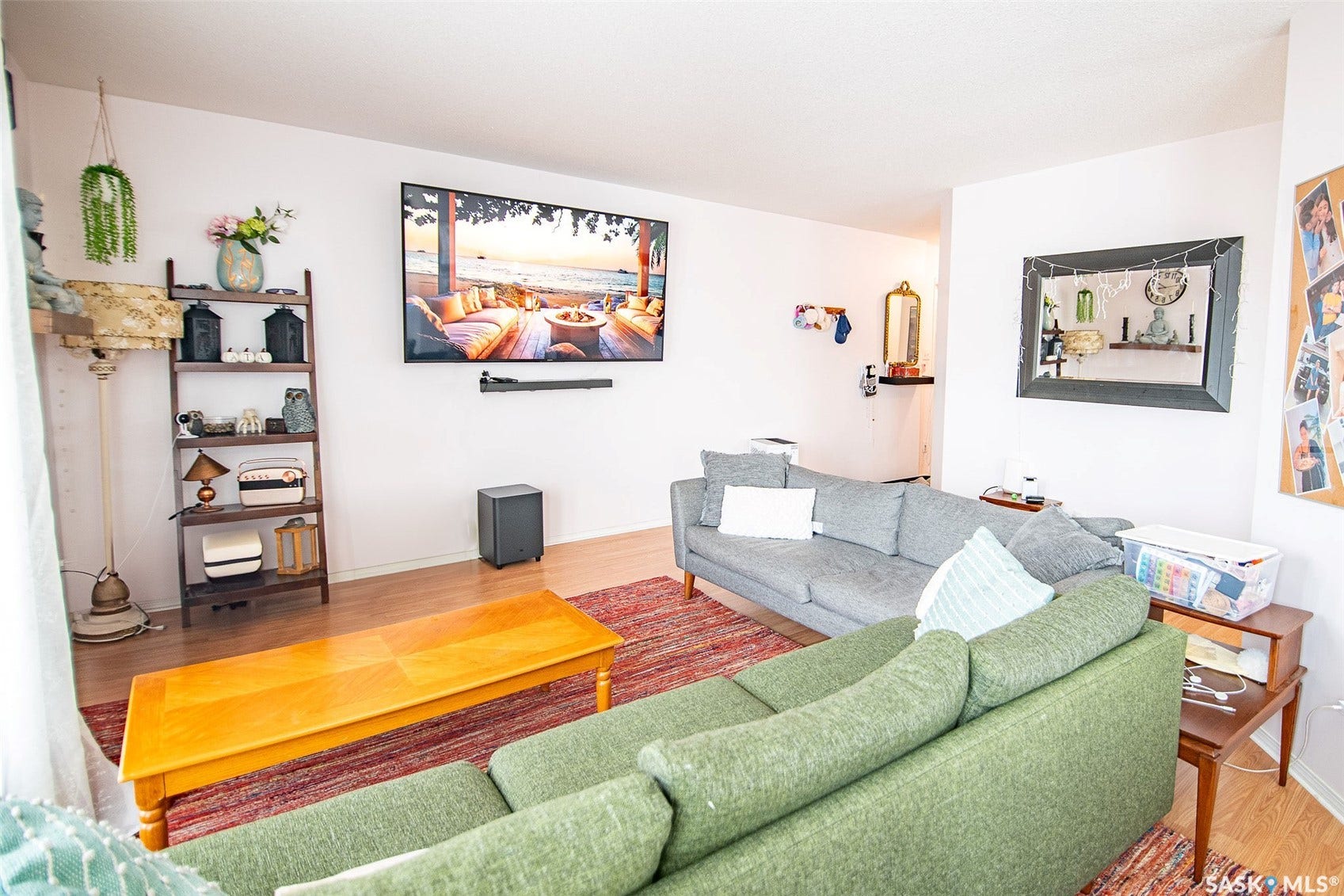 Wood-finish flooring throughout