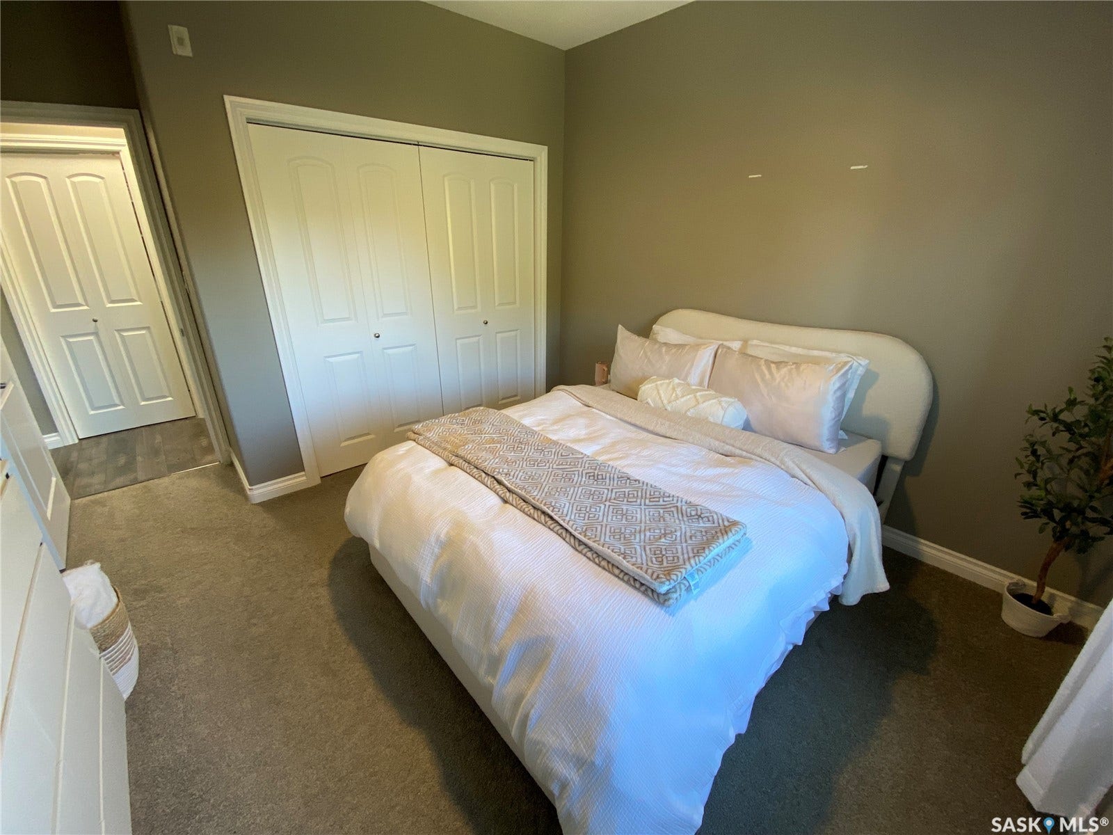 123 Balmoral Street, #305, Yorkton SK S3N 4J2